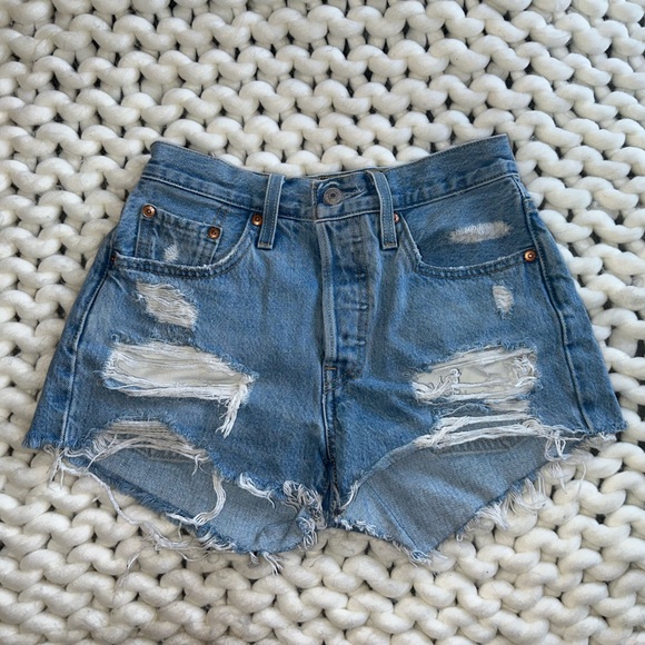 Levi's Pants - Levi’s Ribcage Shorts